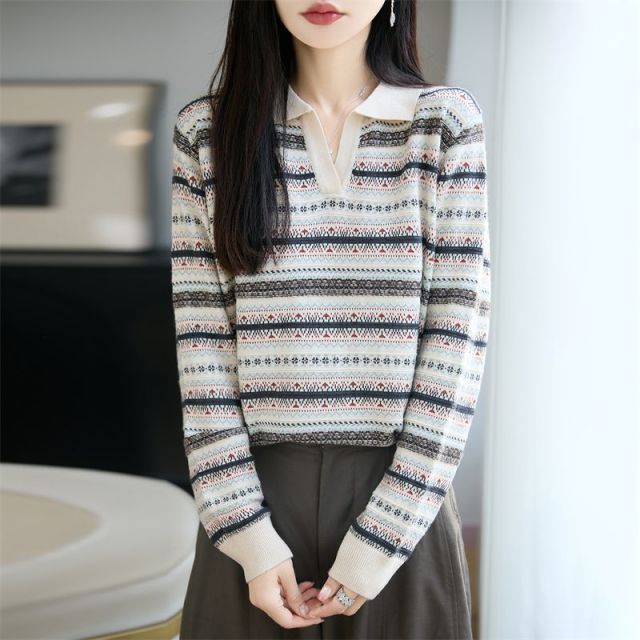 13819311.牧冬羊精纺羊毛费尔岛翻领针织衫