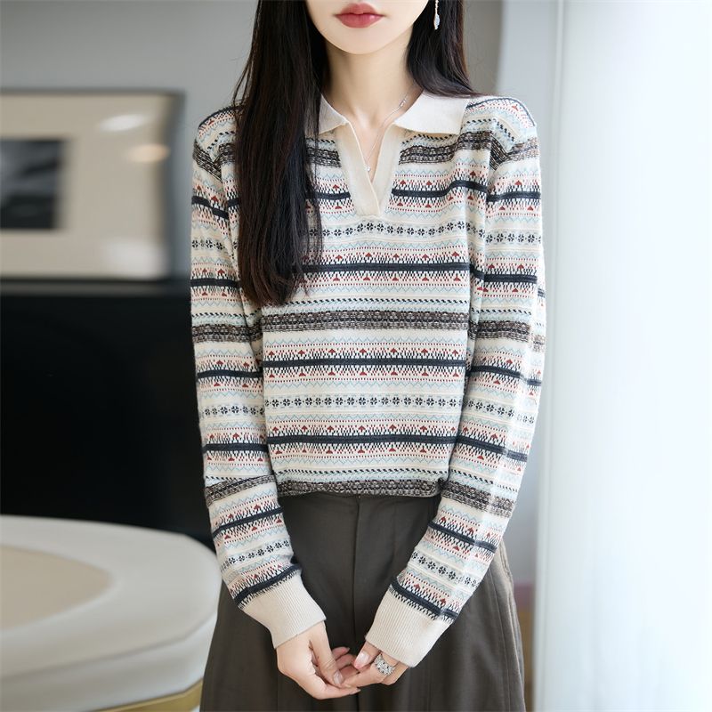 13819311.牧冬羊精纺羊毛费尔岛翻领针织衫