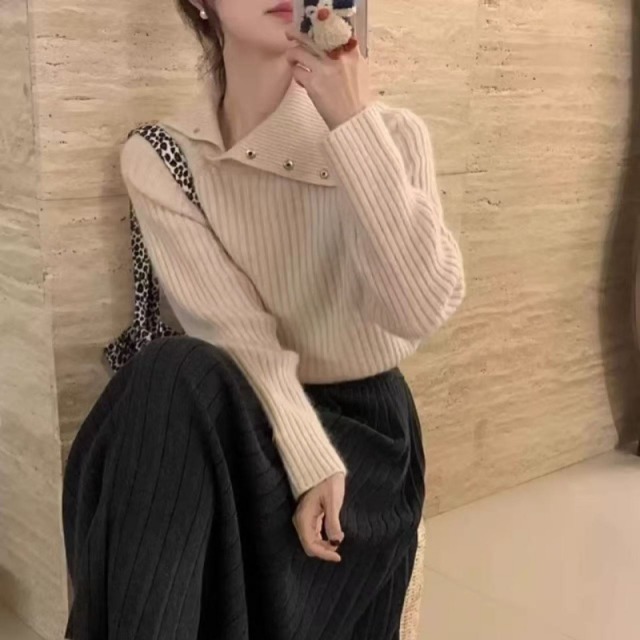 13819336.【100%羊毛】牧冬羊翻领坑条纯色羊毛衫