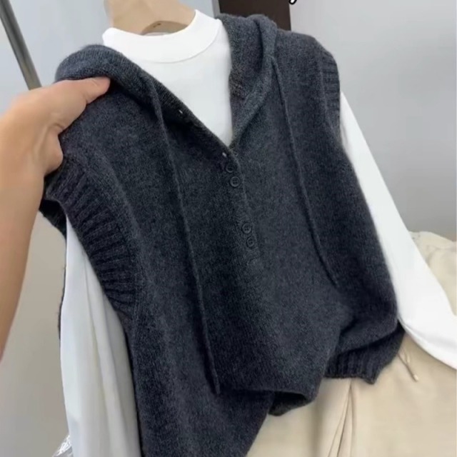 13819294.【100%羊毛】牧冬羊连帽半扣休闲风羊毛马甲