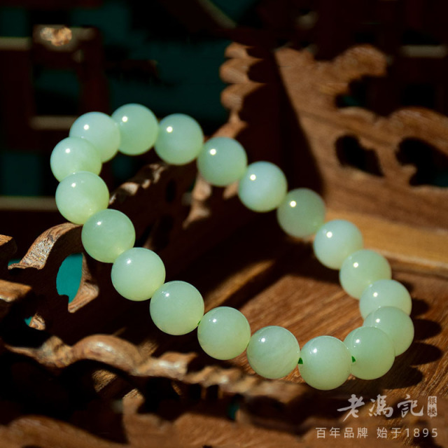 9252249.天然老坑料温润和田玉手链