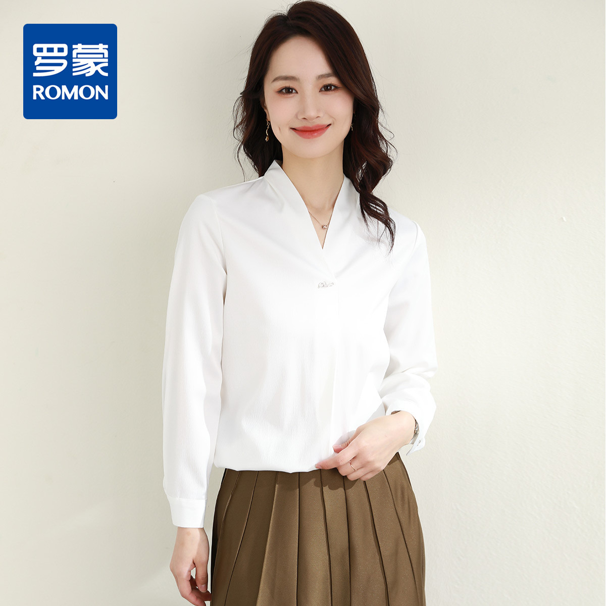 9458230.罗蒙春秋女士长袖衬衫轻薄透气舒适套头日常通勤衬衣女