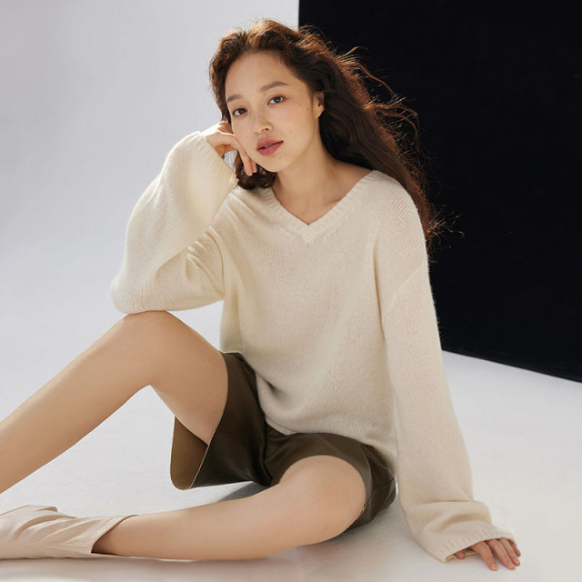 9507217.思诺芙德山羊绒套头长袖女式V领羊绒衫