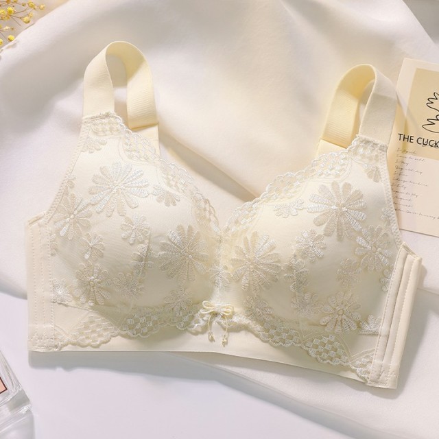 9568940.意达鸟乳胶内衣女超薄大胸显小刺绣文胸无钢圈聚拢调整型全罩杯性感蕾丝