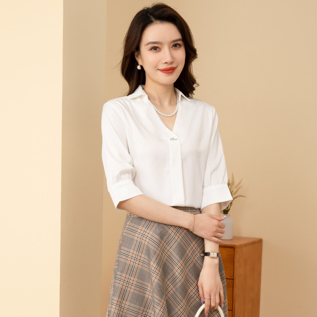 9607257.罗蒙夏季新款短袖衬衫女士V领时尚百搭通勤缎面衬衣