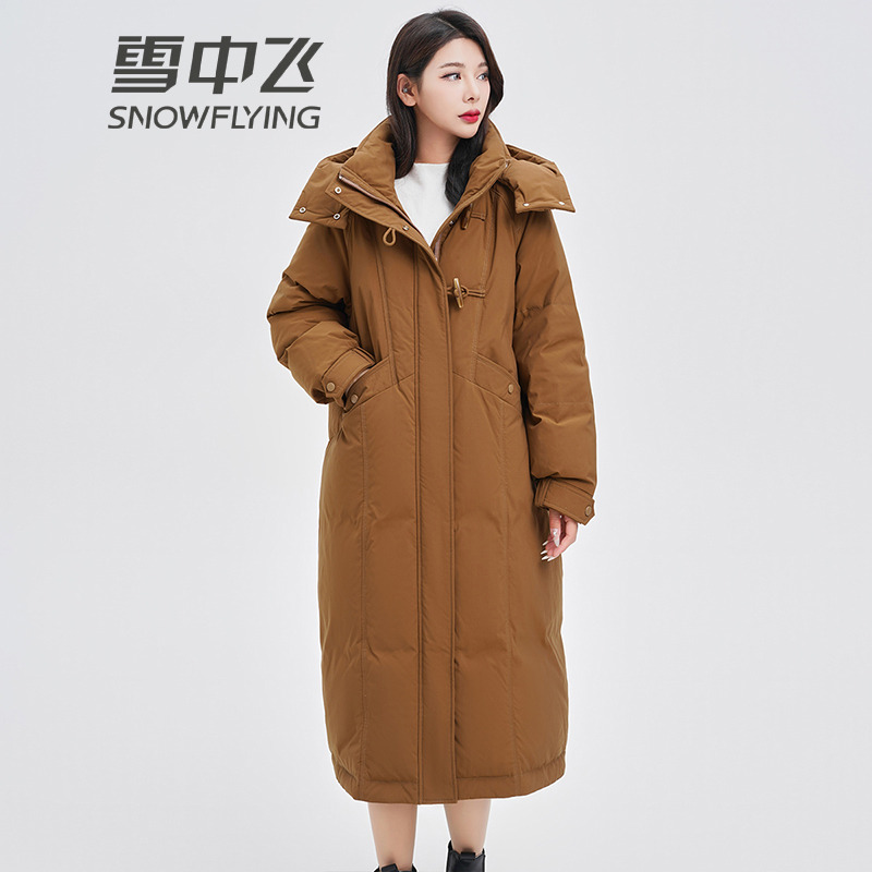 13137586.雪中飞女士长款加厚羽绒服冬季时尚洋气潮流款高档舒适防风外套女