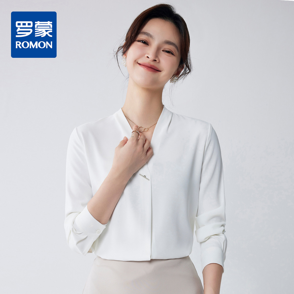9915528.【简约大方】罗蒙四季款女式长袖衬衫商务通勤气质百搭V领衬衫女