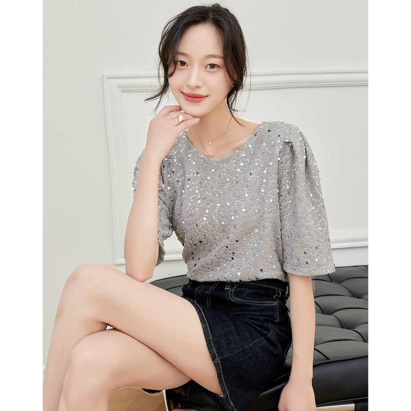 9237008.气质亮片女式t恤