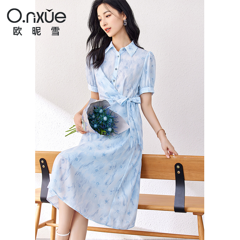 9244840.欧昵雪【氛围感花卉印花连衣裙】夏季新款温柔时尚翻领系带中长款裙子女