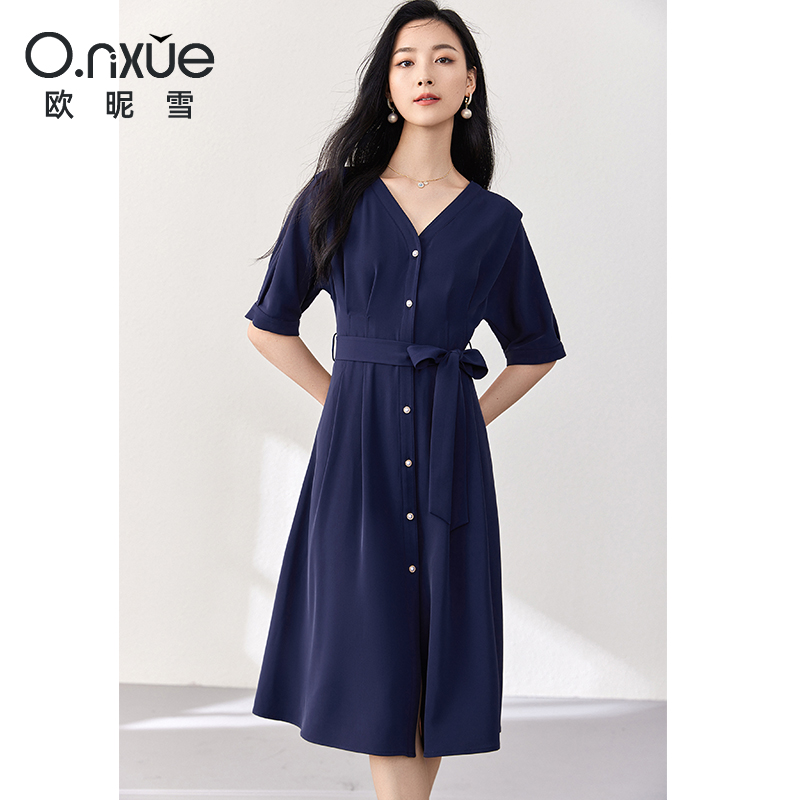 9244880.欧昵雪【温柔法式风V领连衣裙】夏装新品轻熟通勤短袖纯色显瘦A字裙女
