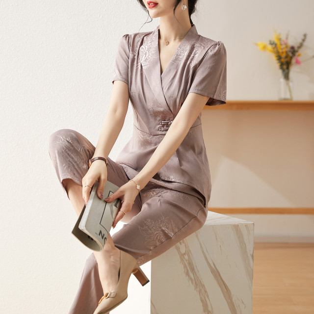 12203983.夏季新款中年女士套装薄款短袖上衣+休闲裤时尚中老年妈妈两件套