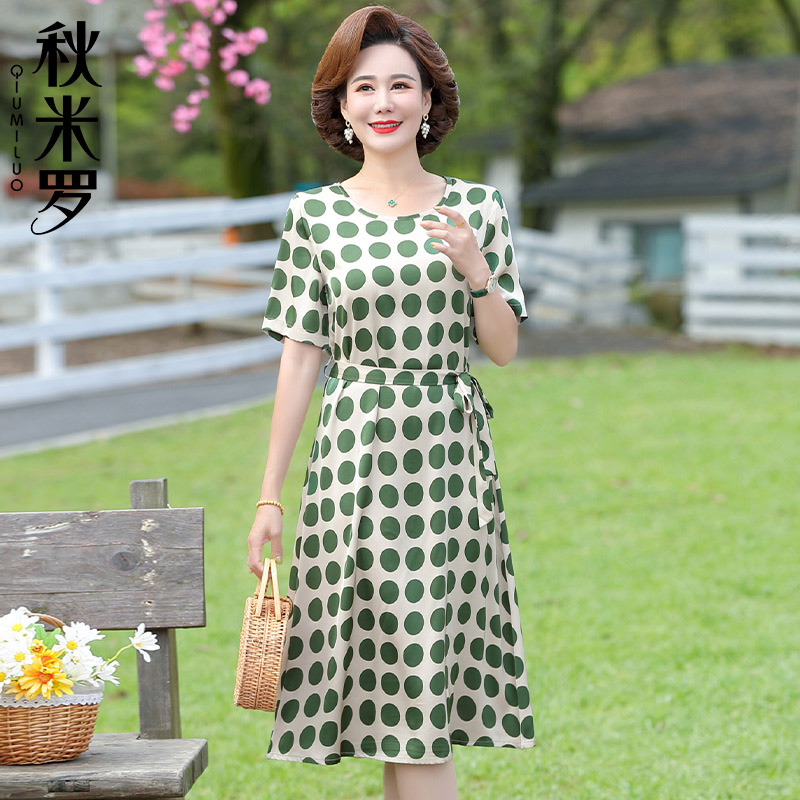 12637310.妈妈款夏季圆点洋气连衣裙