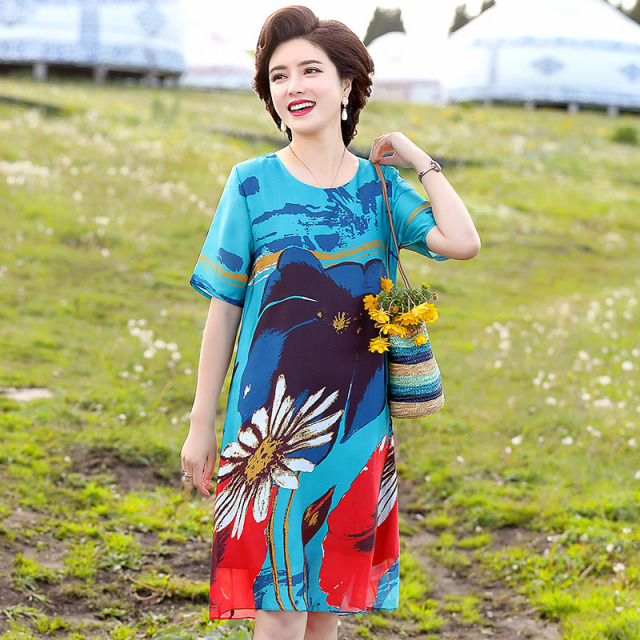 12637309.妈妈款夏季定位印花洋气连衣裙