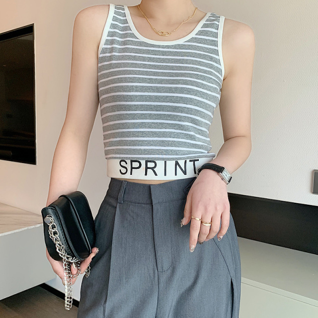 9320321.【条纹运动棉质针织小背心】夏U型领上衣女短款