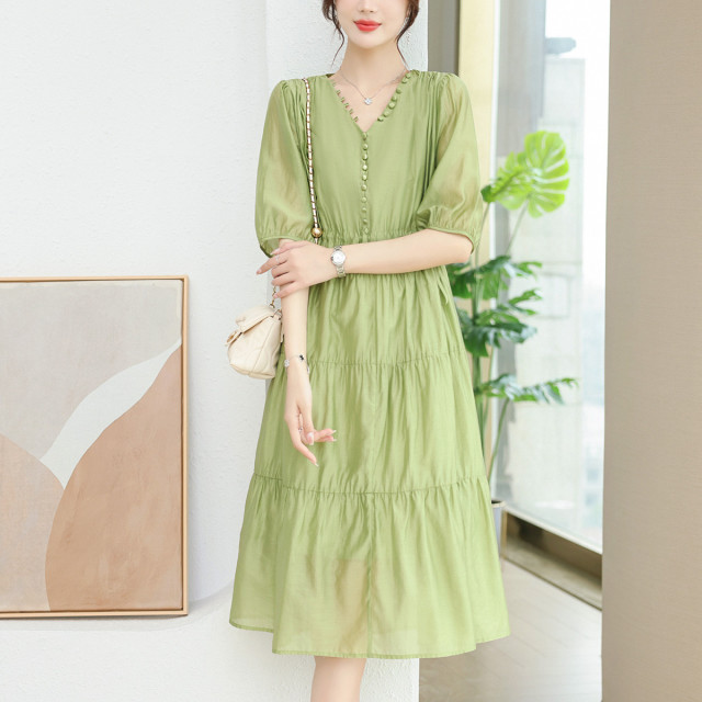 9441756.夏季薄款中老年妈妈裙子时尚短袖V领中长款连衣裙中年女式气质裙