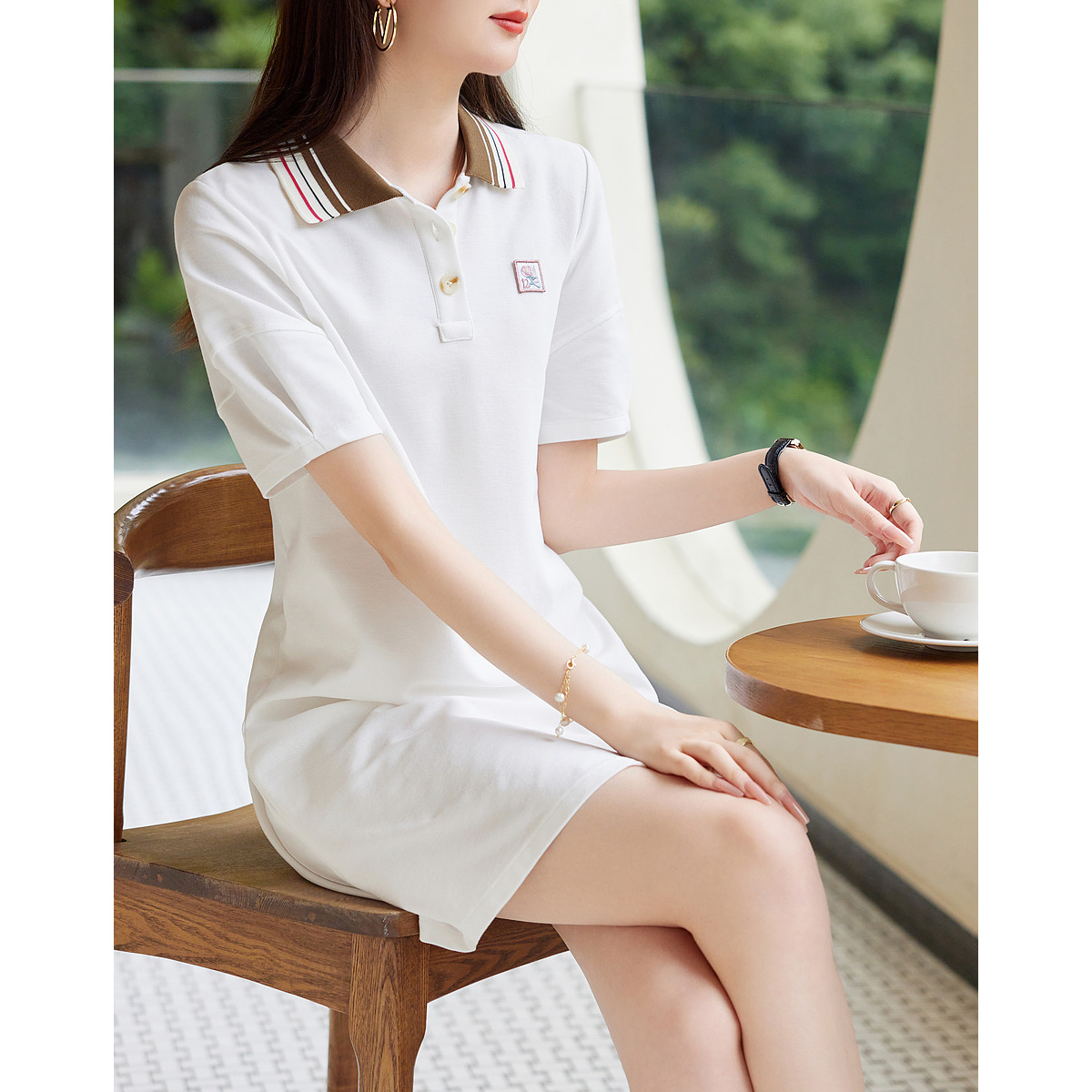 9400846.德玛纳棉质刺绣运动撞色连衣裙