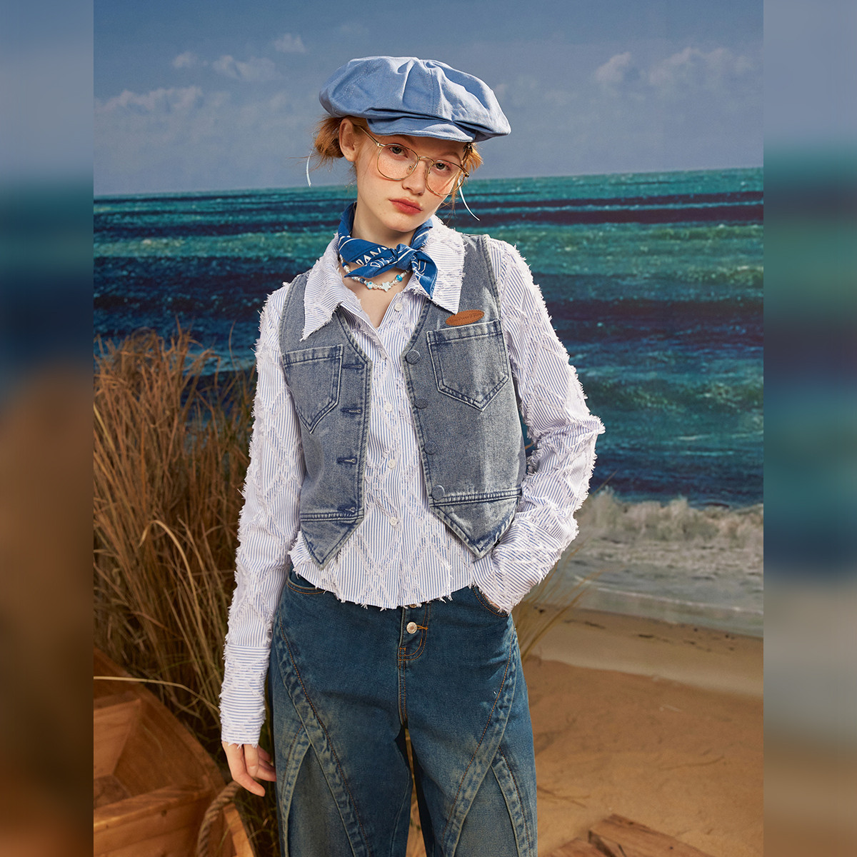 9522896.【明星同款】UNIFREE牛仔马甲女美式复古辣妹短款修身v领无袖坎肩
