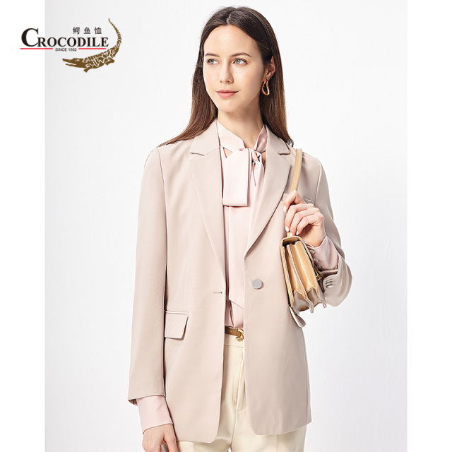9674020.鳄鱼恤春秋经典净色商务基础百搭宽松版女式西服外套女