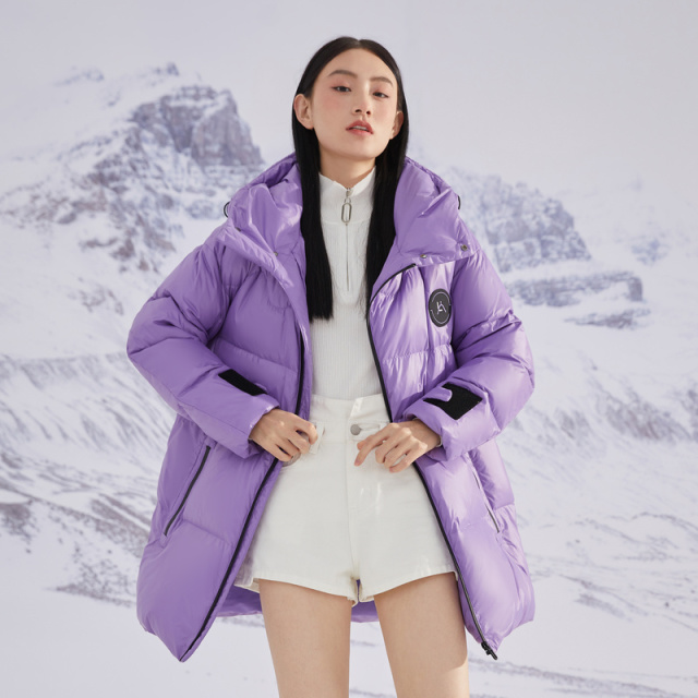 10917874.艾莱依秋冬季鸭绒羽绒服女时尚设计感收腰保暖连帽外套