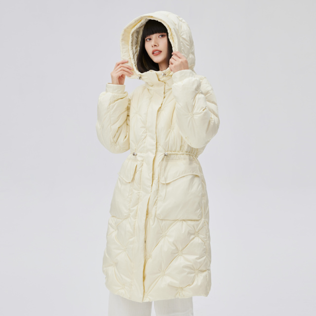 10918039.艾莱依绣花羽绒服女鸭绒连帽时尚轻奢设计感长款冬季外套