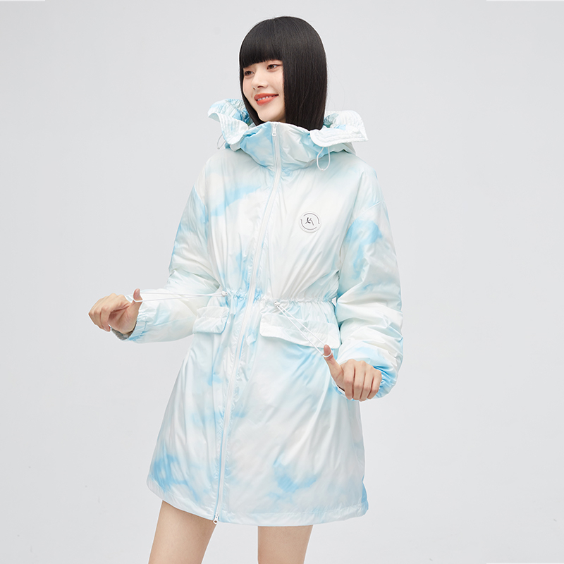 10918004.艾莱依羽绒服女秋冬爆款轻薄连帽设计感晕染中长款外套潮