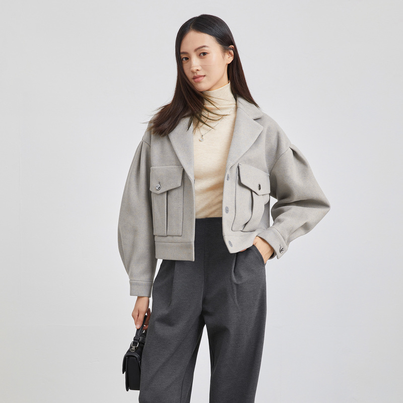 9827630.西装领宽松毛呢工装短款外套