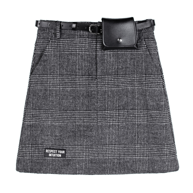9872115.英伦风格纹字母胶印腰包休闲短裙