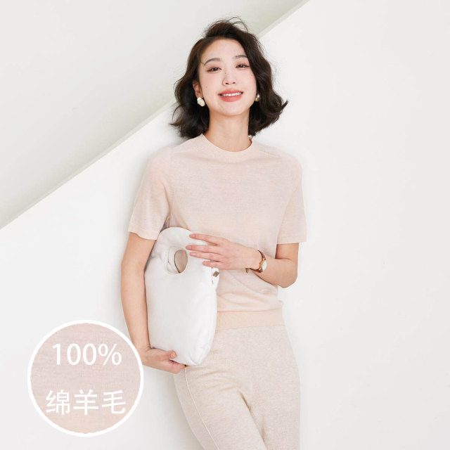 10032988.思诺芙德圆领短袖宽松一体成衣精纺女士羊毛衫