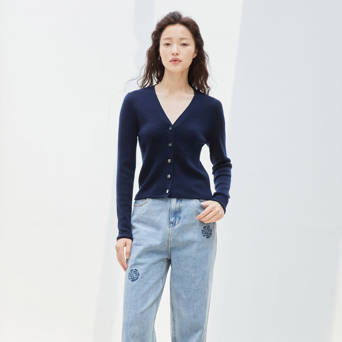 9896845.思诺芙德通勤百搭修身精纺开衫女式V领羊毛衫