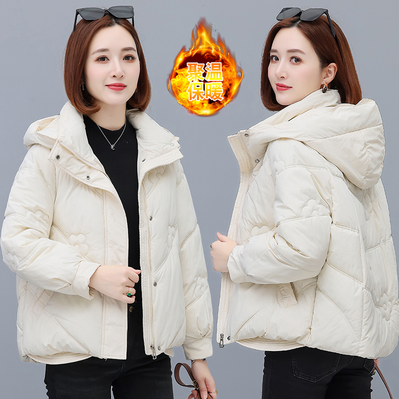 9905309.七玻威冬季女士时髦减龄休闲时尚保暖棉服【七玻威女装1】