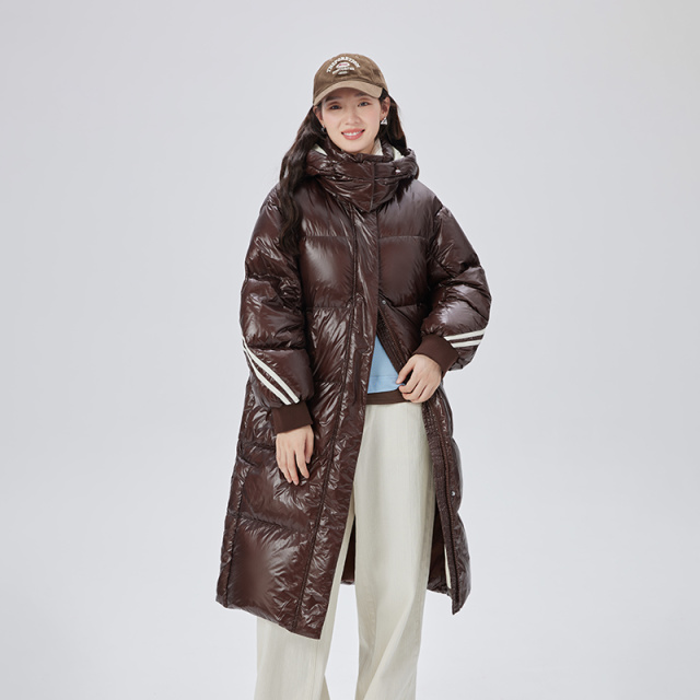 10917443.艾莱依户外羽绒服女亮色运动可脱卸帽长款防寒保暖外套冬