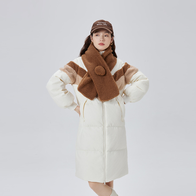 10917452.艾莱依仿羊羔毛羽绒服女款拼接中长款H版型宽松休闲外套