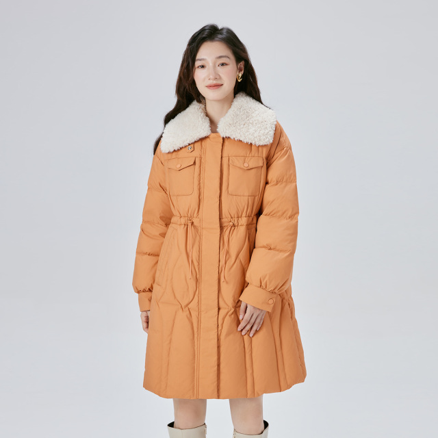 10917453.艾莱依仿羊羔毛羽绒服女冬季收腰时尚中长款外套