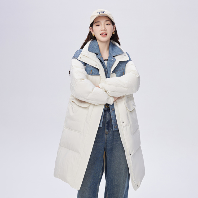 10917384.艾莱依年冬季羽绒服女假两件牛仔拼接长款收腰设计感外套