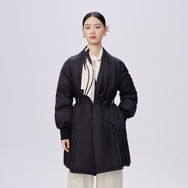 10917390.【新中式系列】艾莱依国风羽绒服女鹅绒系带收腰中长款气质翻领冬季外套