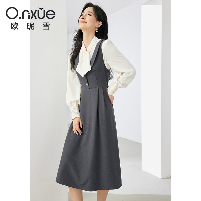 10223500.欧昵雪【U型翻领背心连衣裙】法式风浪漫气质无袖裙子