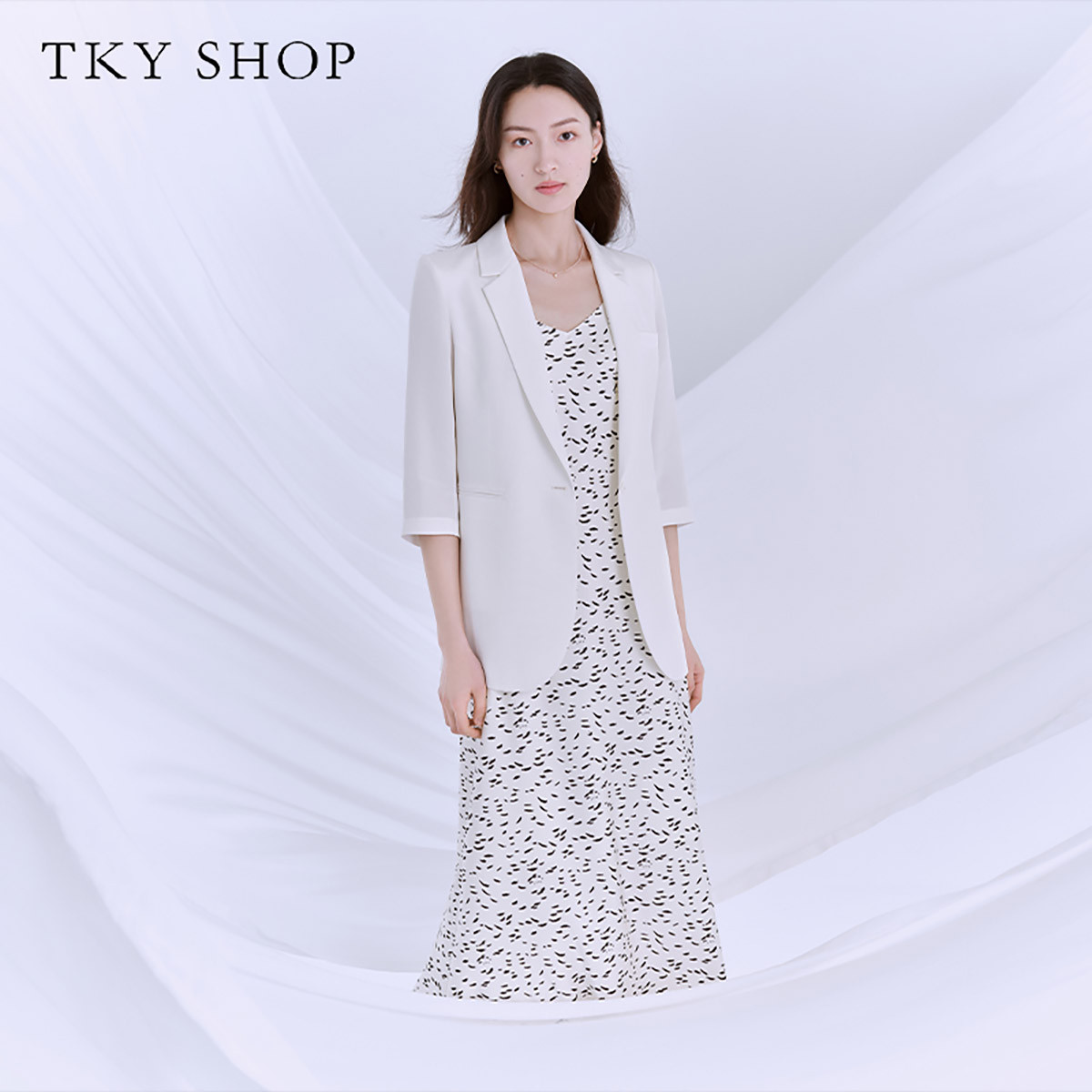 10360038.TKYSHOPV领缎面波点吊带裙2024年夏季新款