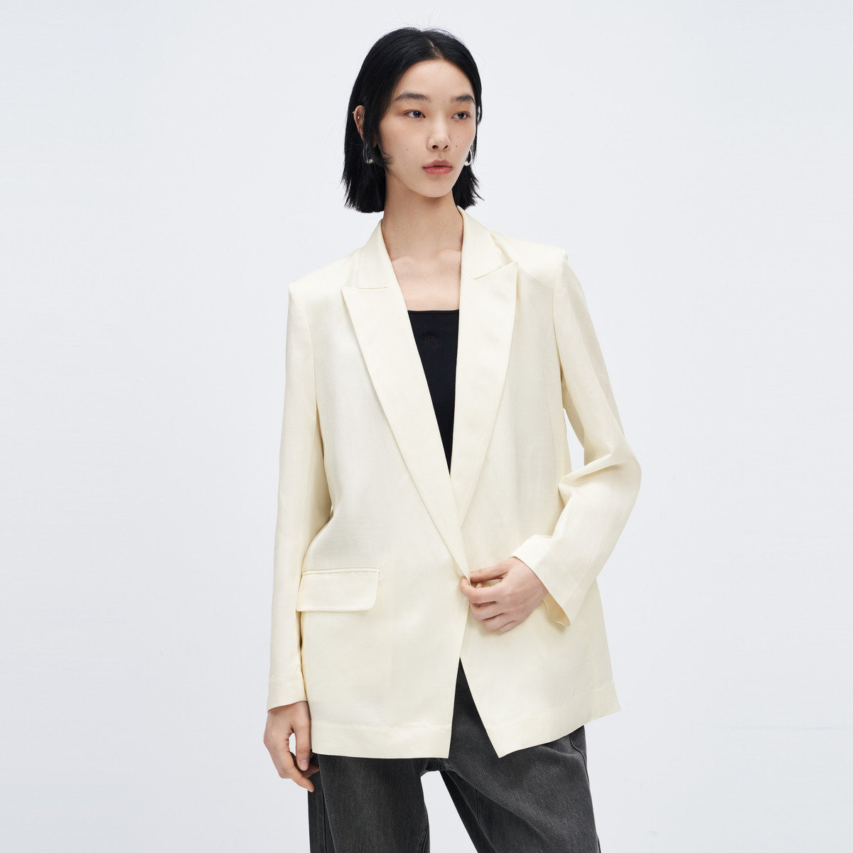 10374799.2024夏季新款职场中长款宽松廓形翻领女士西装外套