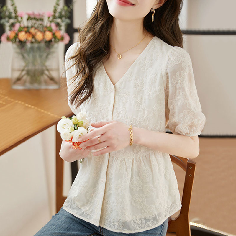 13459357.初云紫衣春夏装 女法式泡泡袖蕾丝衬衫小清新小衫显瘦别致上衣7036