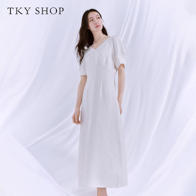 10532926.TKYSHOP简约v领收腰连衣裙2024年夏季款