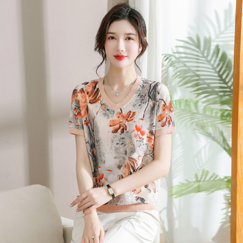 12640474.秋米罗妈妈装夏季针织衫印花薄款T恤