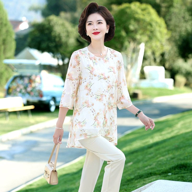 12640488.秋米罗妈妈装夏季印花薄款T恤