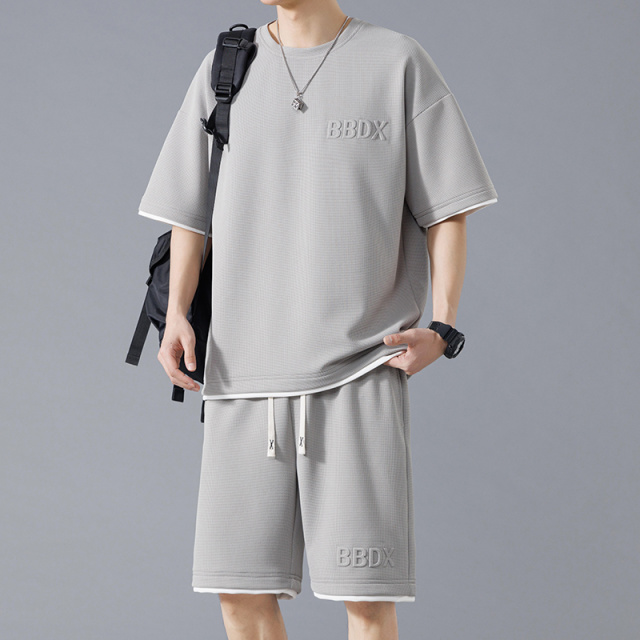 10578786.夏季短袖T恤套装立体字母钢印