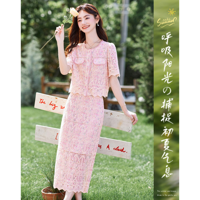 10704637.【夏日穿搭】设计感小众时尚气质显瘦小个子女式套装