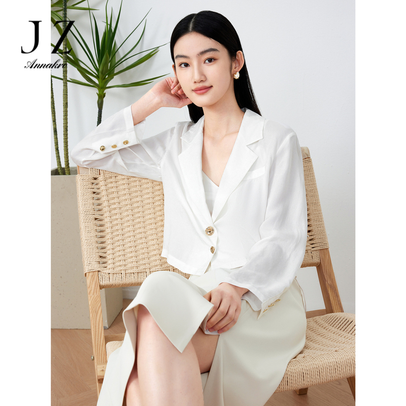 10758458.JZ玖姿简约截短式西装女装夏季轻薄款通勤西装上衣白色
