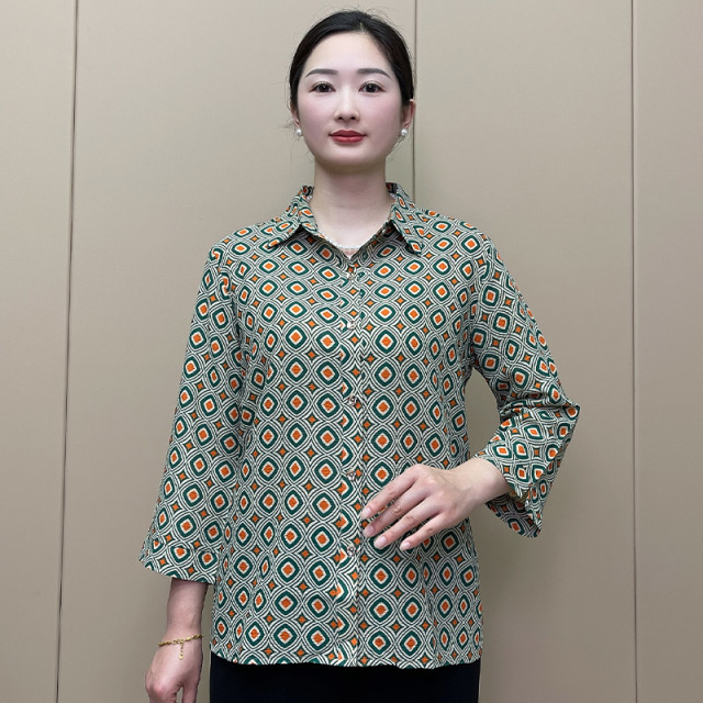 12640221.妈妈装夏季翻领花色洋气七分袖衬衫