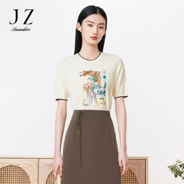 10815387.【凉感冰丝】JZ玖姿休闲通勤风海洋印花打底针织T恤女夏