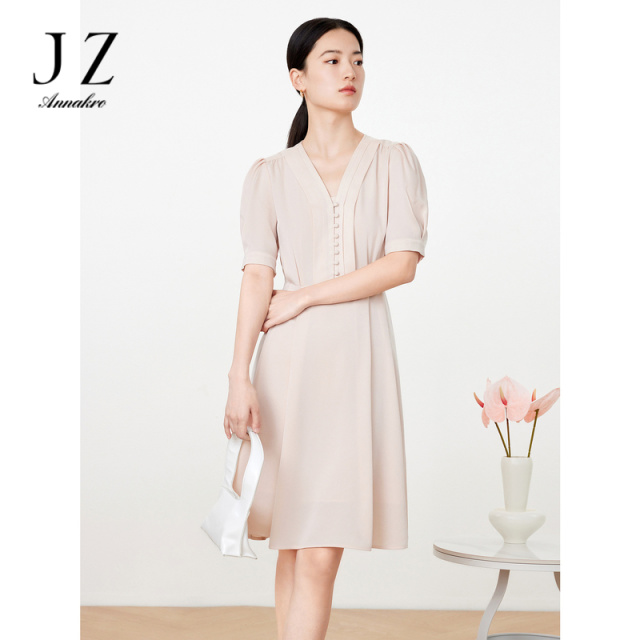10890473.JZ玖姿休闲V领醋酸连衣裙女装春季款收腰显瘦裙子粉红