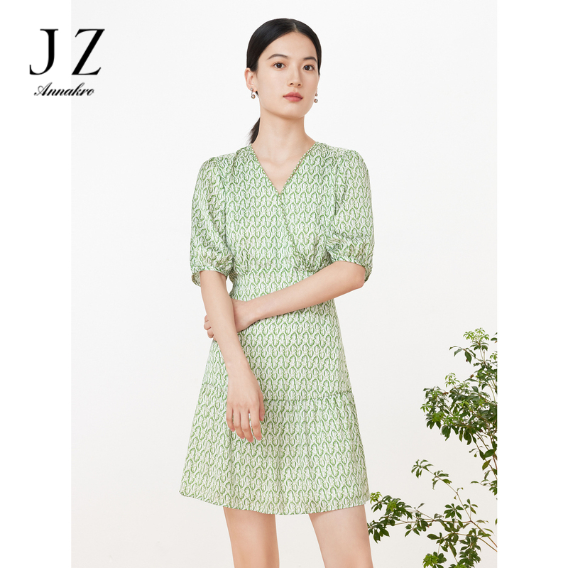 11007124.JZ玖姿V领印花短袖连衣裙女装2023夏季新款度假风雪纺绿色茶歇裙