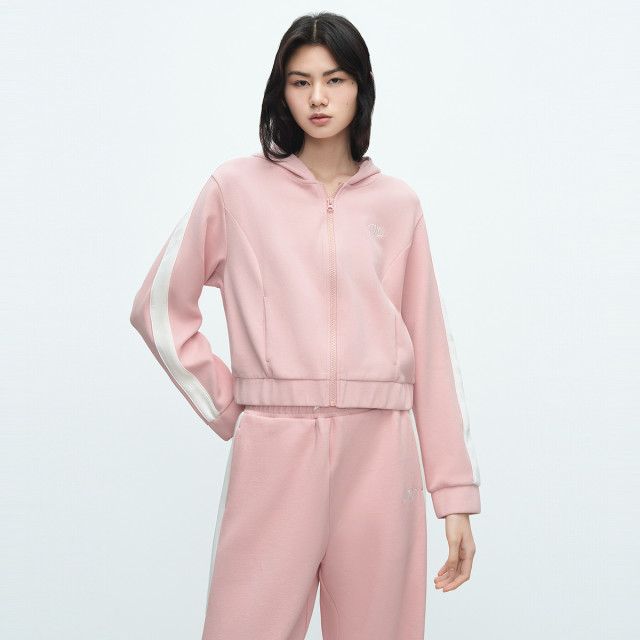 11262829.【商场同款】秋季新款元气减龄舒适撞色棉感运动女士卫衣外套